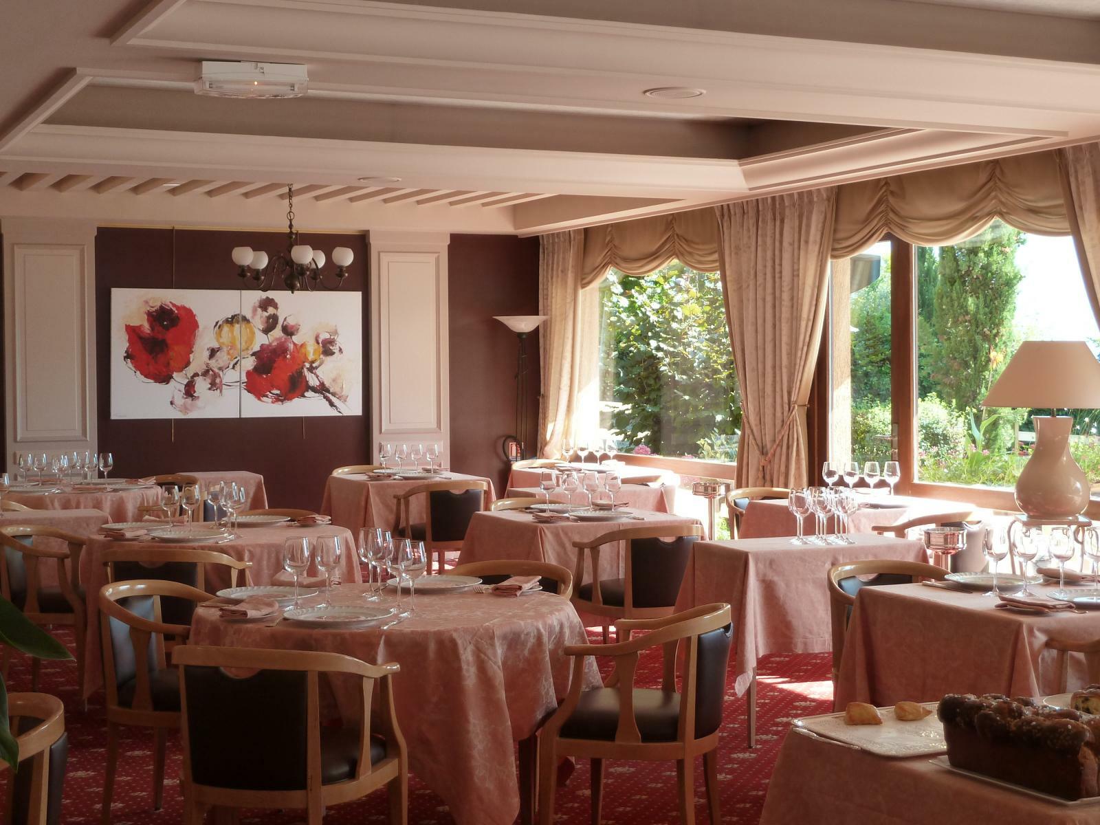 Hotel Black Bass